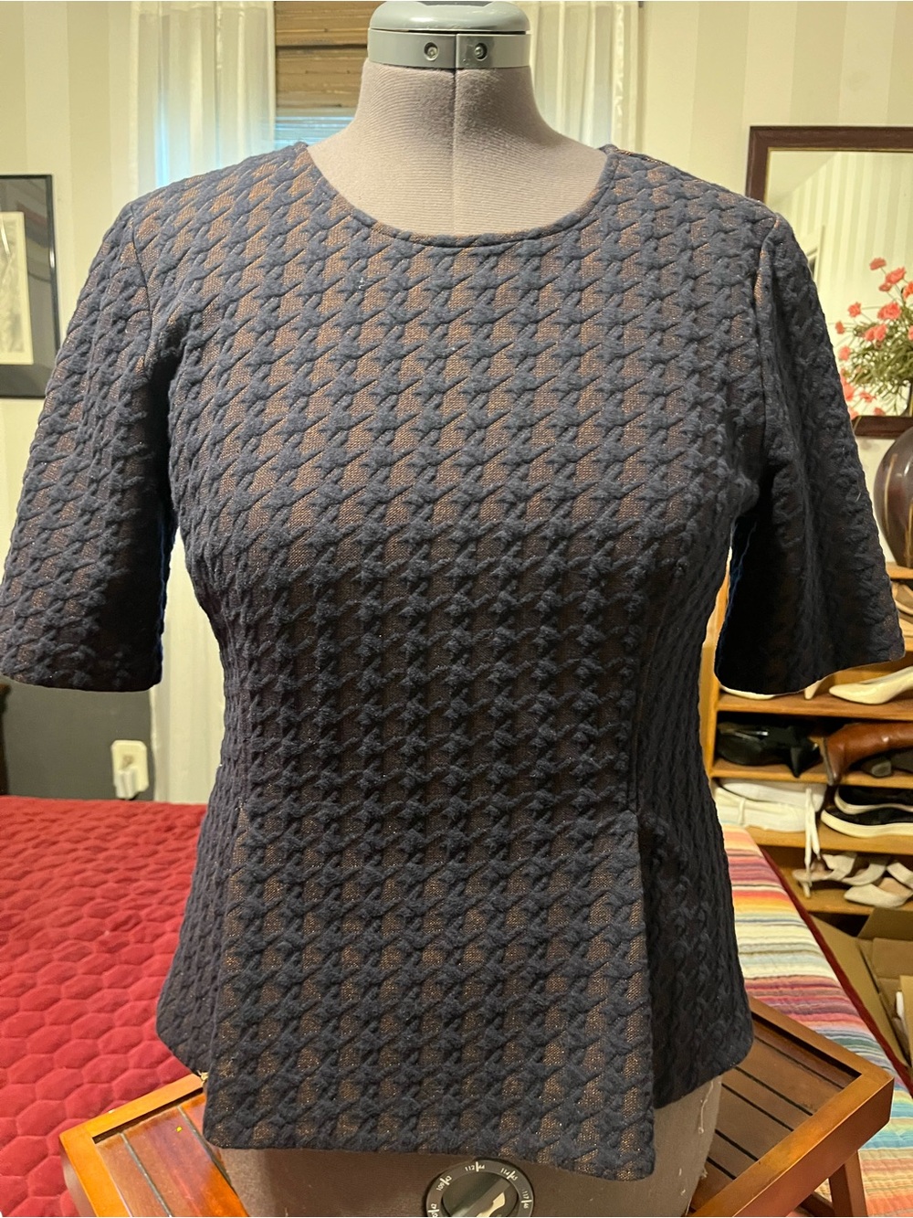 Ann Taylor Black and Brown Houndstooth peplum textured top.